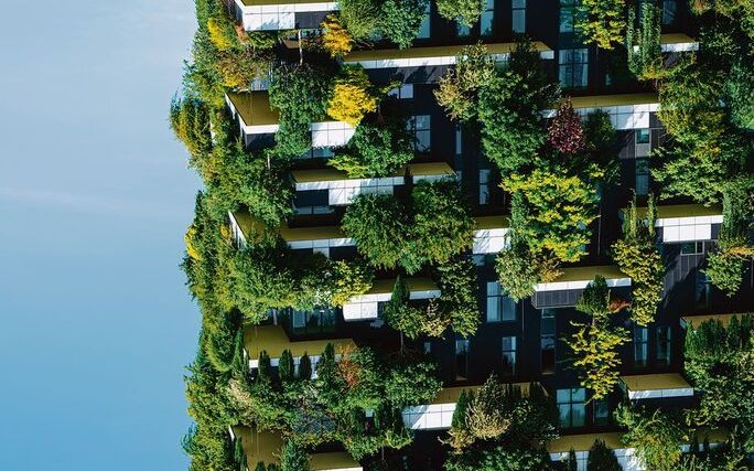 Ein wahres Paradies für Vögel und Insekten sind bewachsene Hochhäuser. Im Bild, der «Bosco Verticale» aus Mailand.