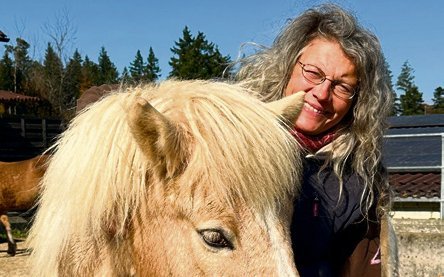 Die 55-jährige Corinne Kählin ist Tierschützerin und Rösselerin mit Herzblut. 